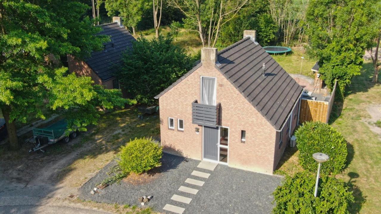 Recreatiewoning Maas En Waal 191 Villa Ewijk Bagian luar foto